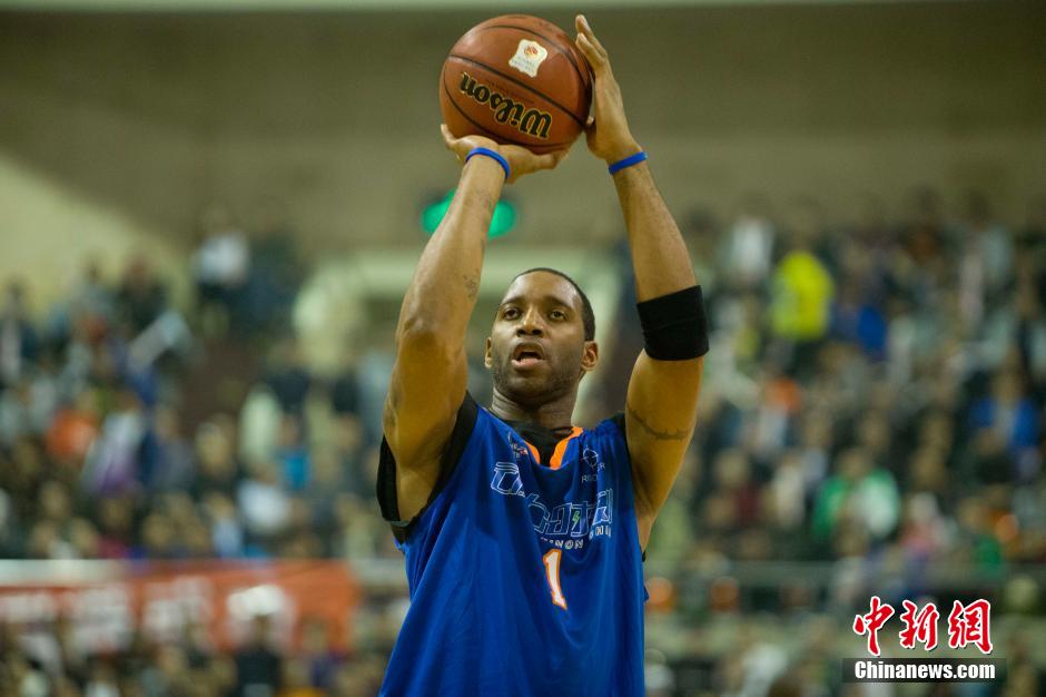 一位曾挑战 一位曾挑战