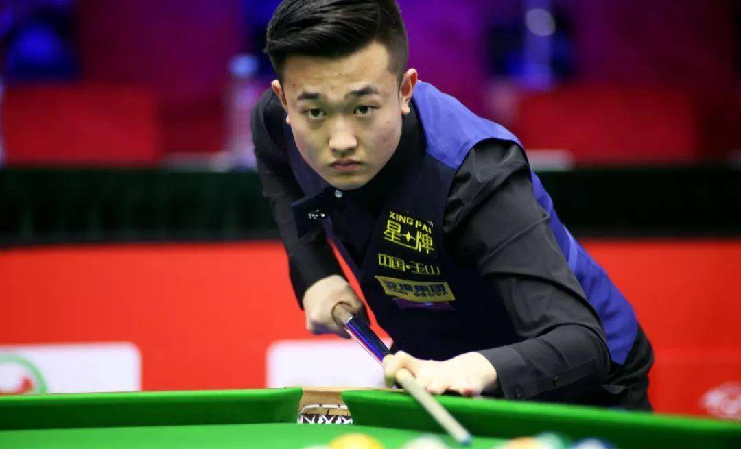 萨里在执教 萨里在执教