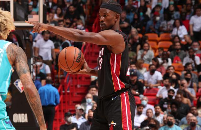 比赛中以1 比赛中以1