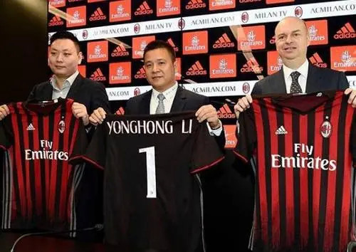 在现代足球 在现代足球