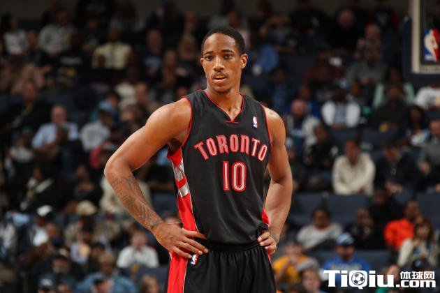 世界室内田径锦标赛 瑞典撑杆跳名将再创世界纪录